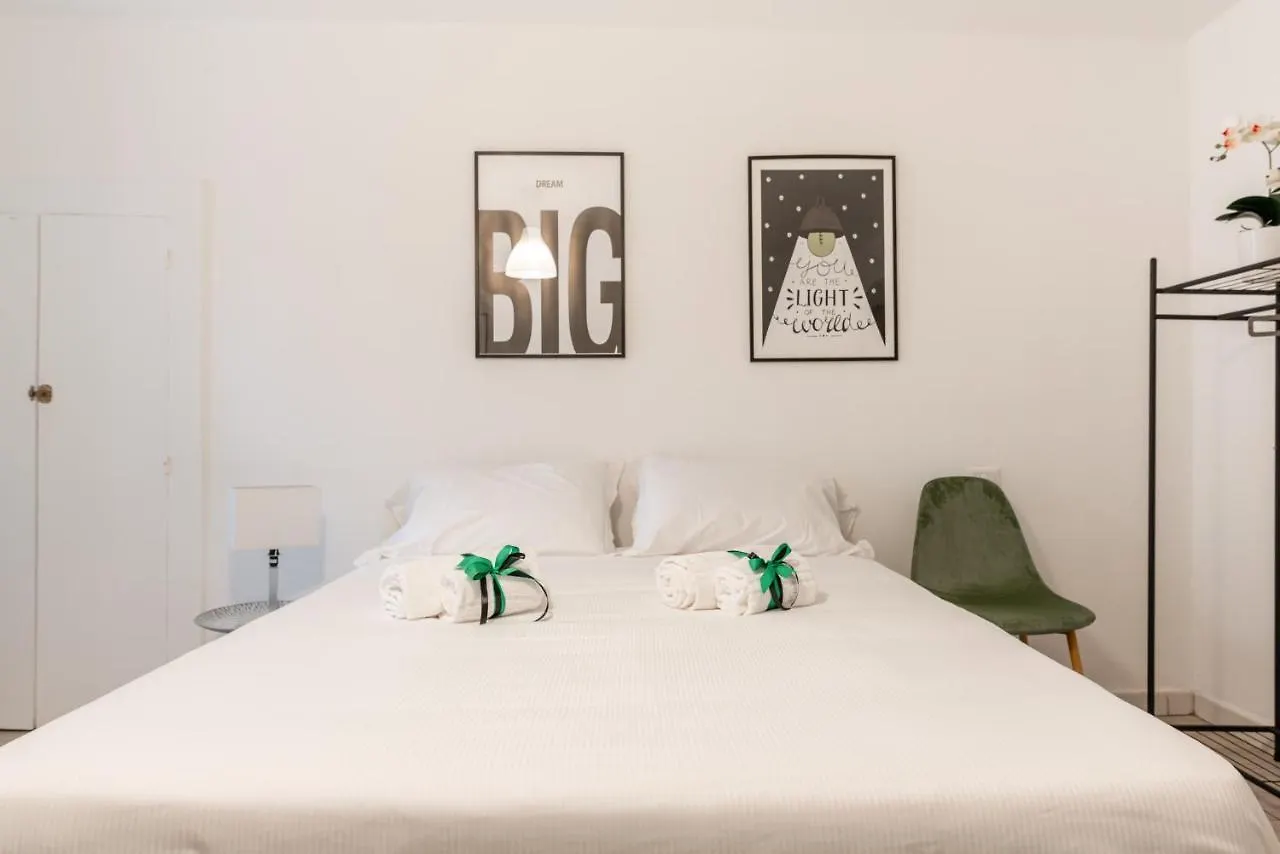Functional & Central Flat With Netflix Bari 0*,  Italy